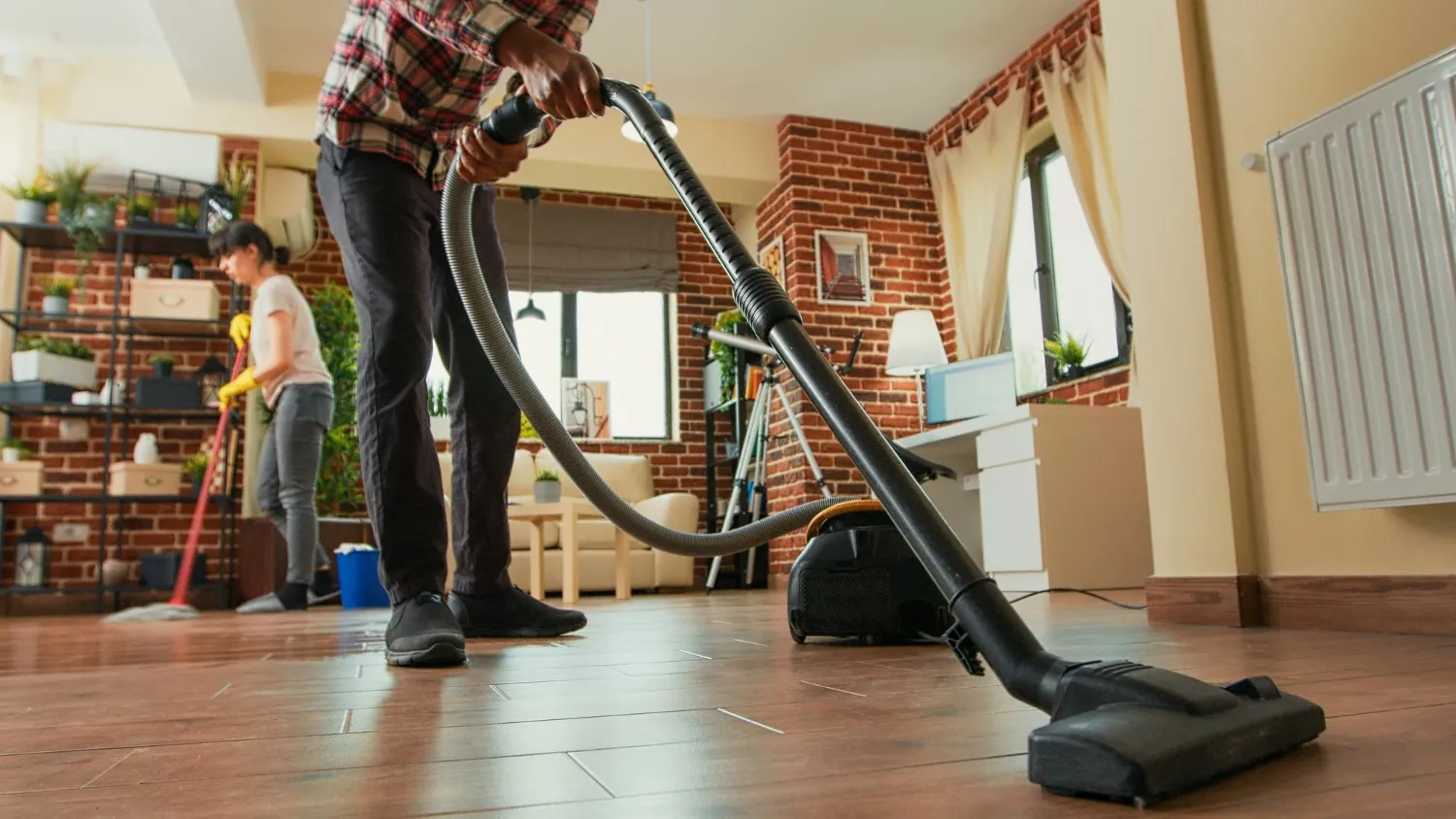 service-6acca35e4e666.webp